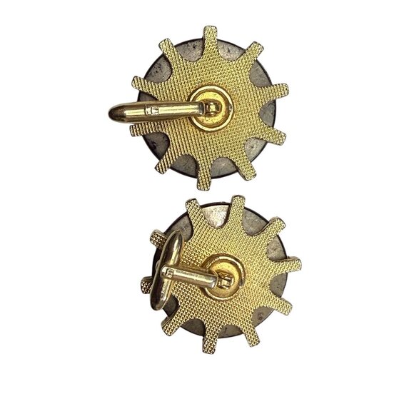 Vintage Red & Gold-Tone Cameo Large Cufflinks Starburst Backplate - Picture 8 of 8